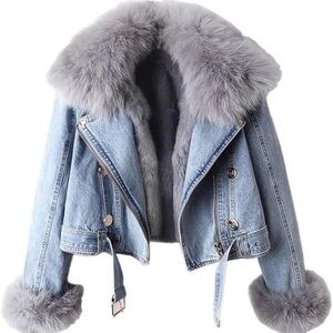 Stylish Gray Denim Jacket with Faux Fur Trim